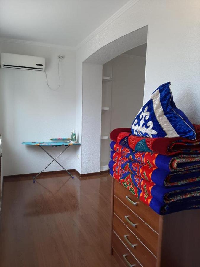 Ferienwohnung Flat at the seafront Aqtau Exterior foto